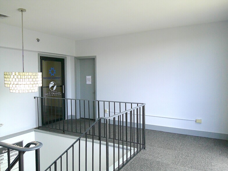 More Photos Of 17 Farmington Ave, Plainville Unknown For Lease