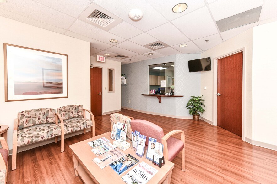 More Photos Of 1860 Town Center Dr, Reston Medical For Sale