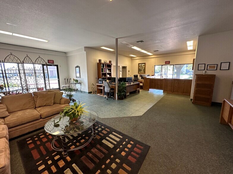 More Photos Of 330 Carmen Ln, Santa Maria Office Residential For Sale