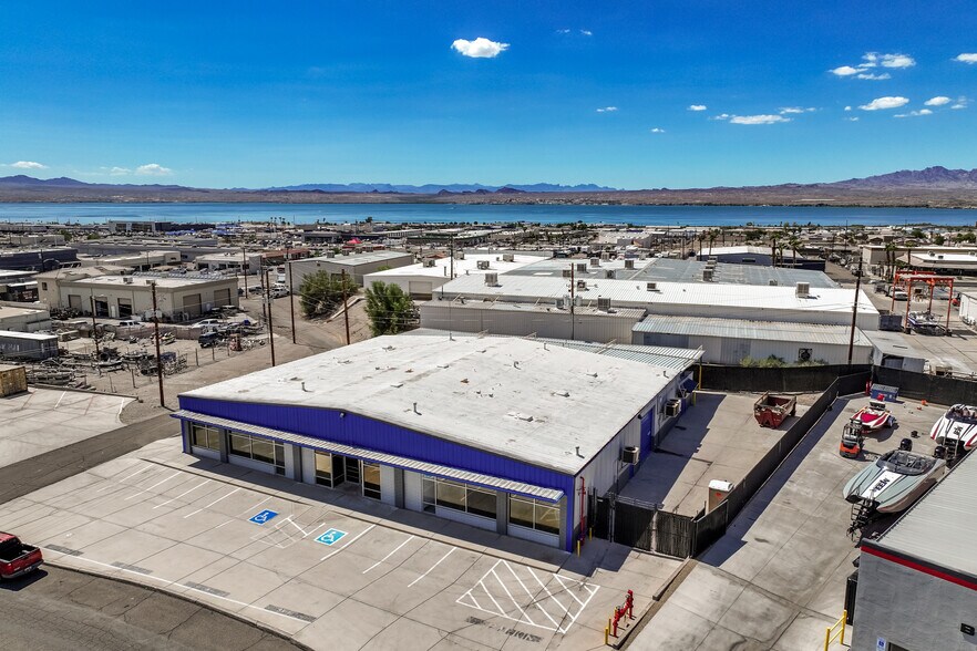 More Photos Of 1851 Commander Dr, Lake Havasu City Freestanding For Lease