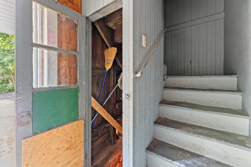 More Photos Of 175 Chapin St, Binghamton Apartments For Sale