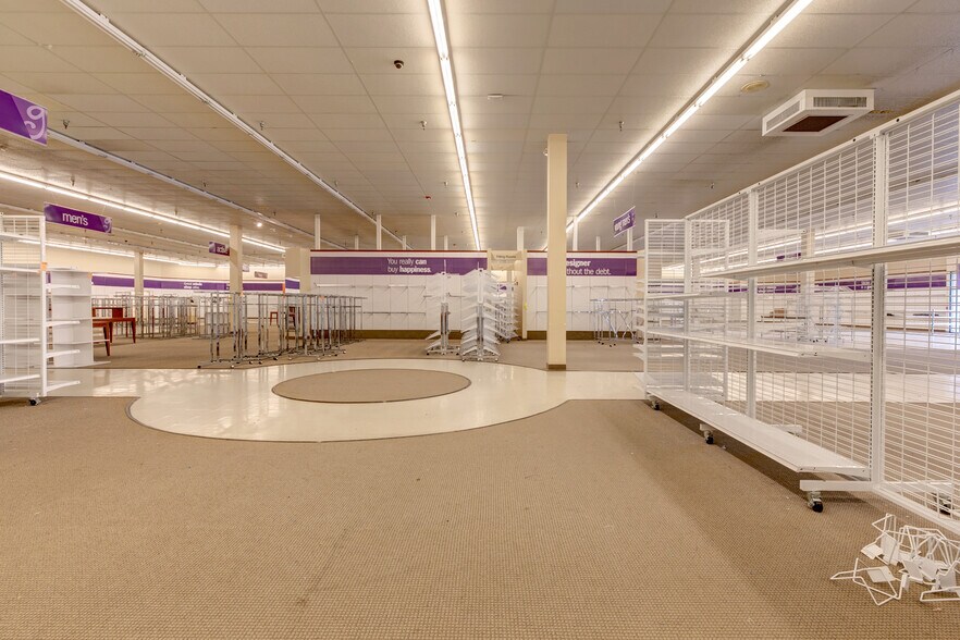 More Photos Of 2145 E State Road 54, Linton Freestanding For Sale