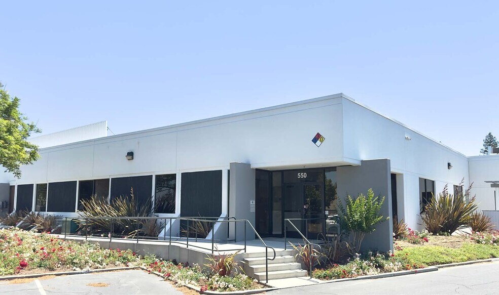 More Photos Of 540-550 Division St, Campbell Light Manufacturing For Lease