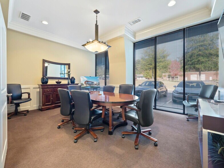 More Photos Of 5224 Palmero Ct, Buford Flex For Sale