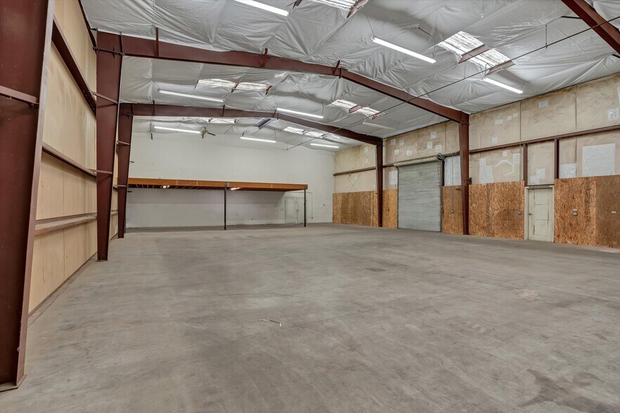 More Photos Of 3388 State Highway 32, Chico Warehouse For Lease