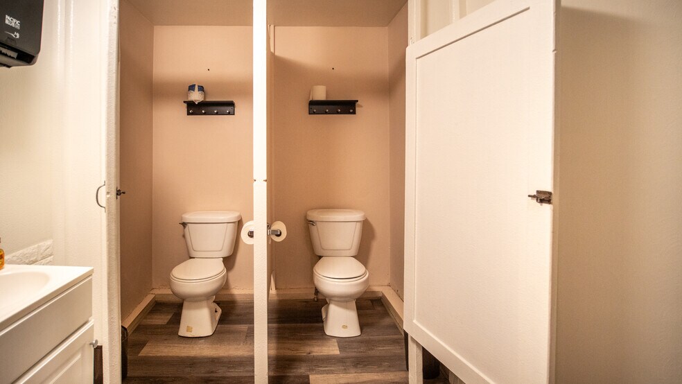 More Photos Of 2862 Route 38, Emlenton Bar For Sale