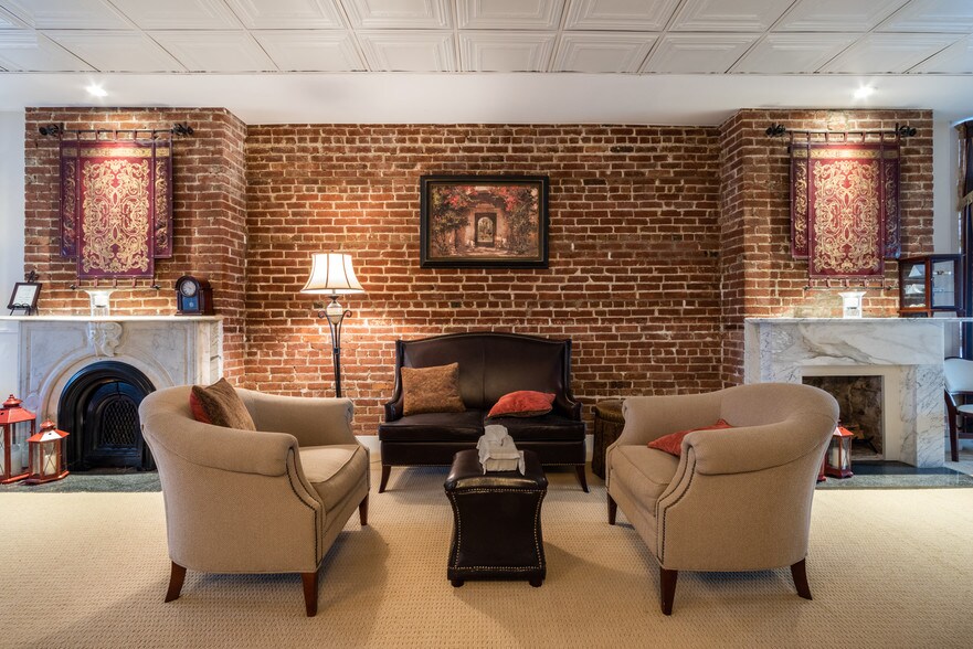 More Photos Of 97 Broadway, Verplanck Funeral Home For Lease