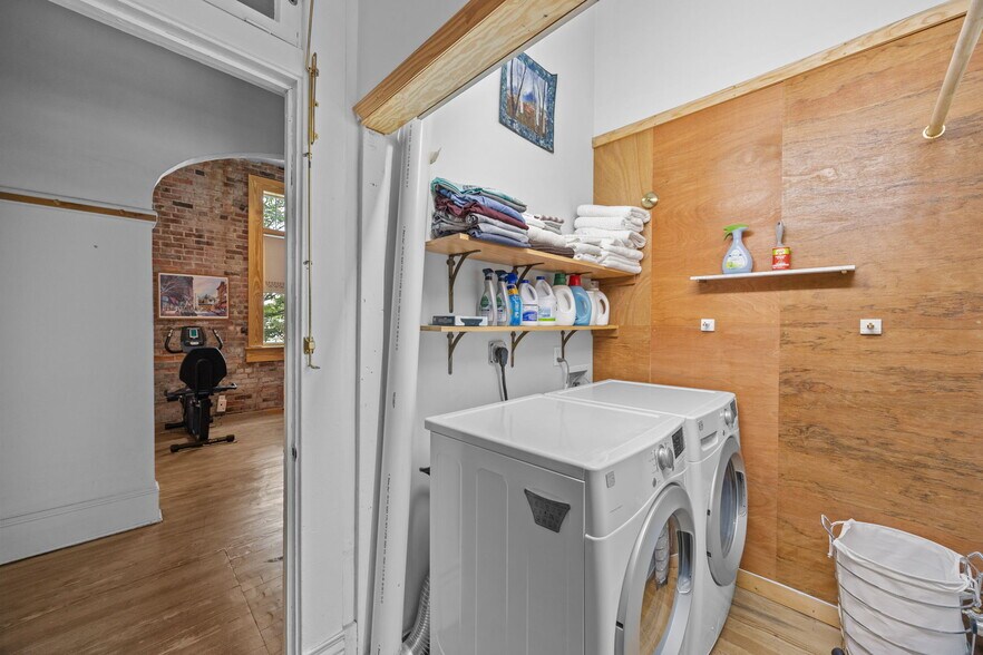 More Photos Of 4096 West Ave, Ayden General Retail For Sale