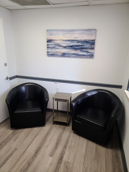 More Photos Of 318 S South St, Gastonia Office For Lease