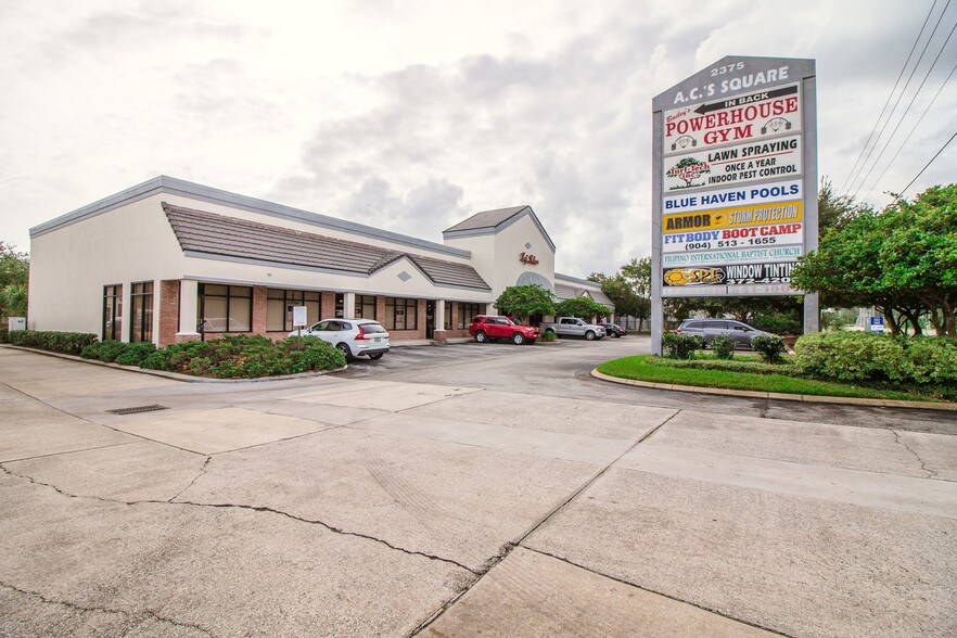 More Photos Of 2375 Saint Johns Bluff Rd S, Jacksonville Showroom For Lease
