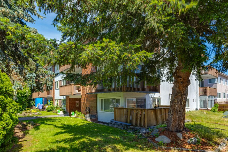 Primary Photo Of 8710 Hudson St, Vancouver Apartments For Sale