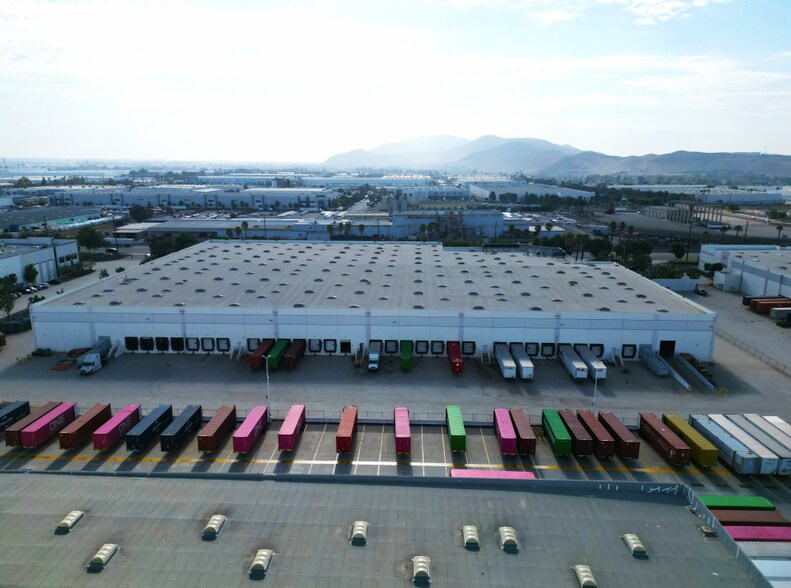 More Photos Of 2090 S Etiwanda Ave, Ontario Warehouse For Lease