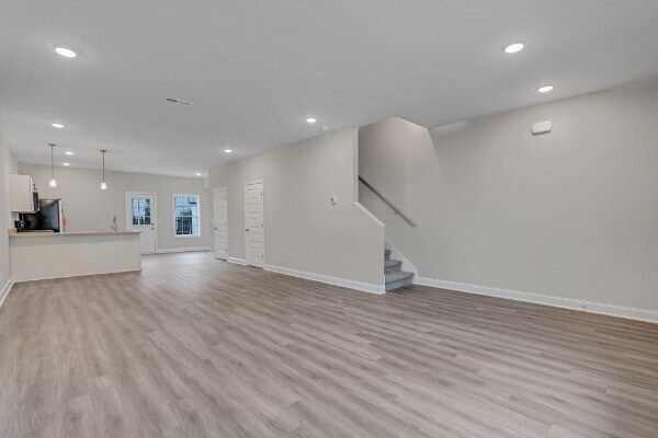 More Photos Of 156 Excell Rd, Clarksville Apartments For Sale