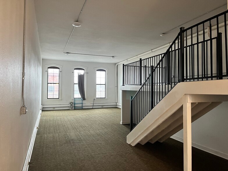 More Photos Of 216-218 S Minnesota Ave, Saint Peter Apartments For Sale