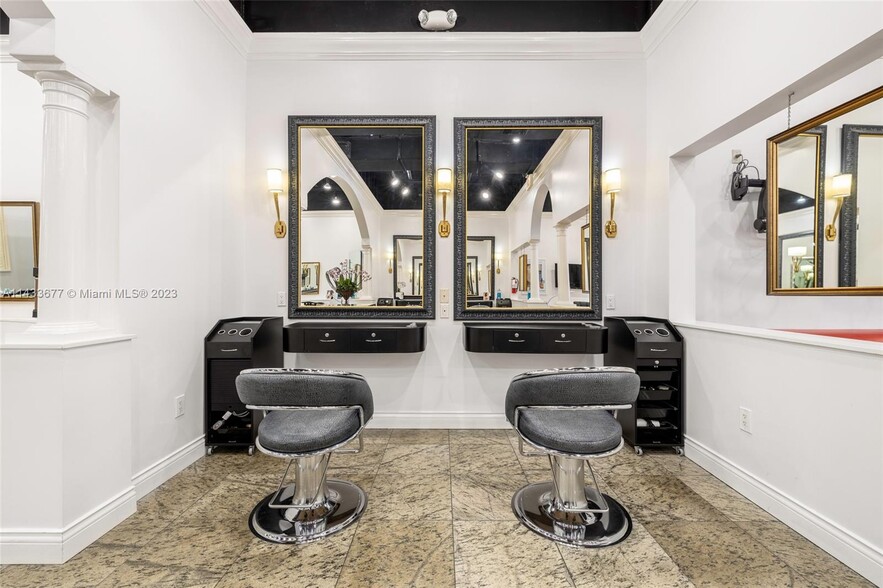 More Photos Of 520 Biltmore Way, Coral Gables Storefront Retail Office For Lease