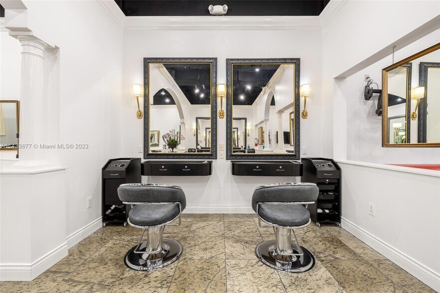 More Photos Of 520 Biltmore Way, Coral Gables Storefront Retail Office For Sale