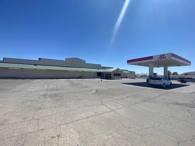 More Photos Of 504 Erma, Presidio Supermarket For Sale