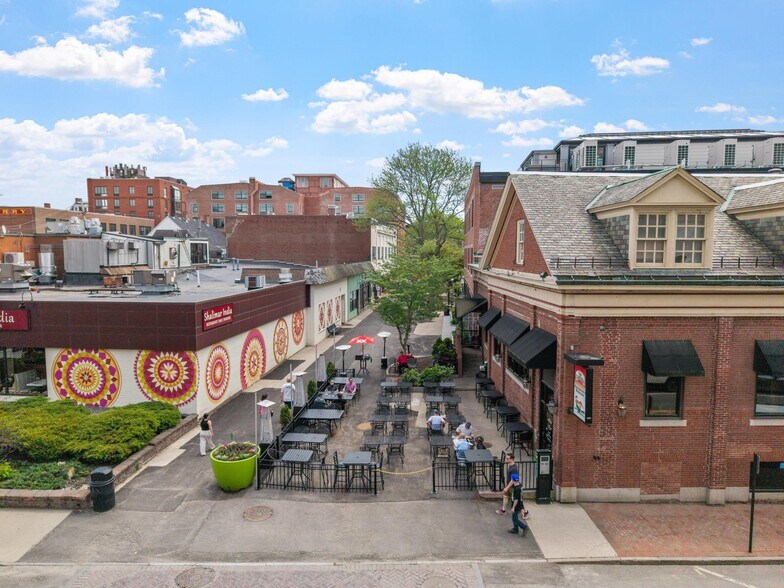 More Photos Of 172 Hanover St, Portsmouth Restaurant For Sale