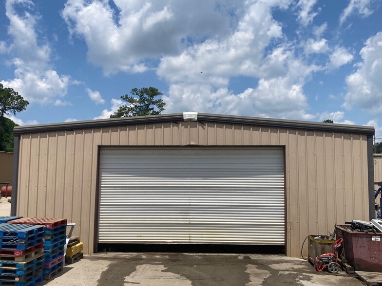 More Photos Of 230 Royle Rd, Ladson Auto Salvage Facility For Sale