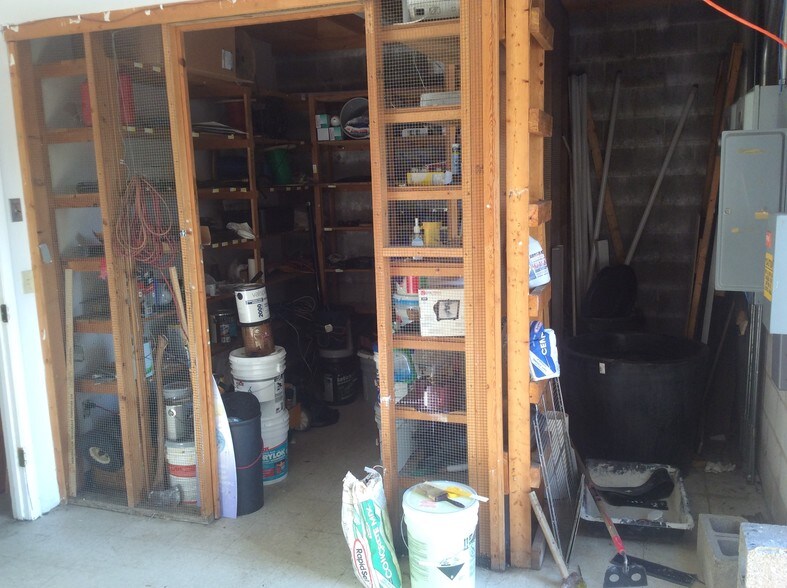 More Photos Of 5636 US Route 60, Huntington Unknown For Lease