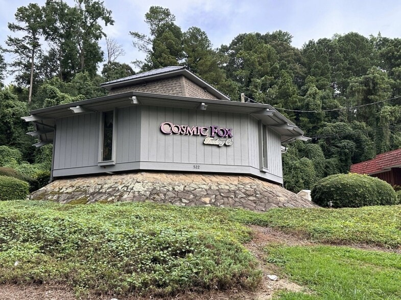 Primary Photo Of 522 NE South Enota Dr, Gainesville Office For Sale