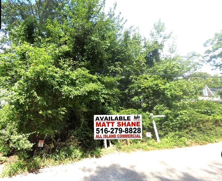 More Photos Of 13 Lake Dr, Southampton Land For Sale