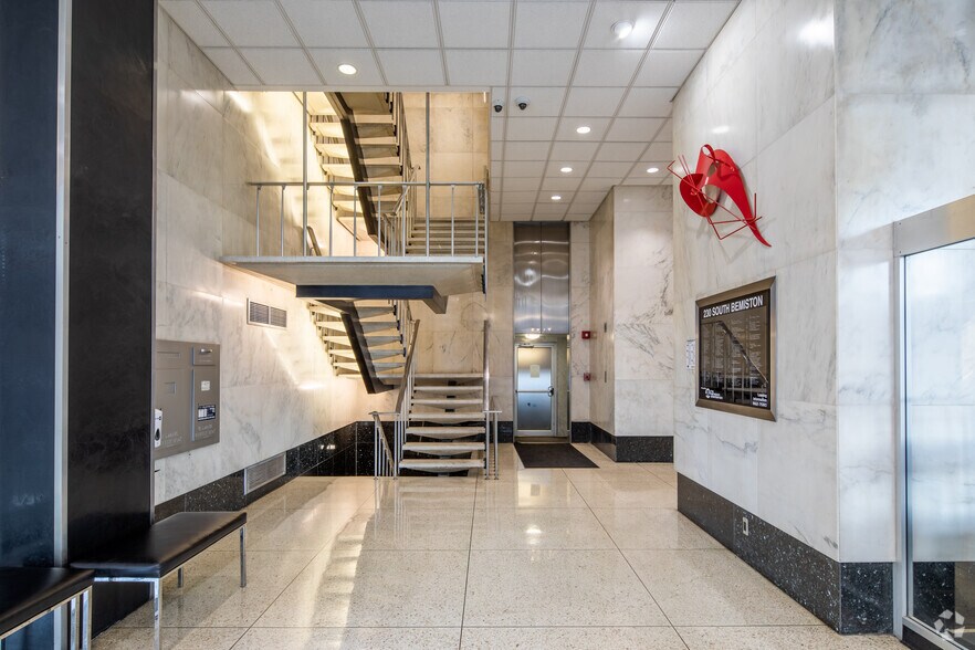 More Photos Of 230 S Bemiston Ave, Clayton Office For Lease