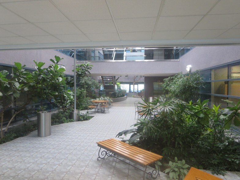 More Photos Of 6025 11th St SE, Calgary Office For Lease