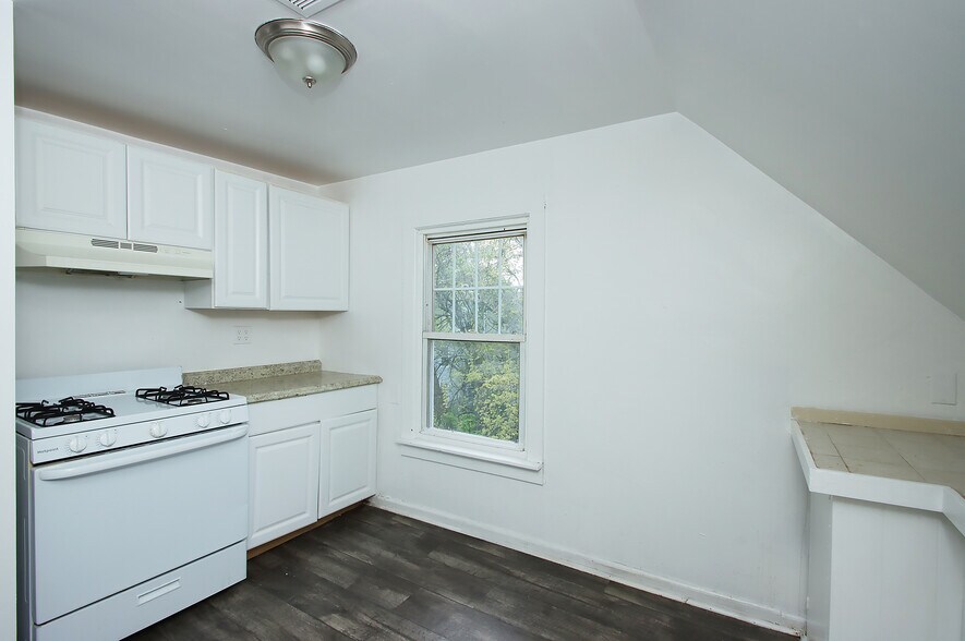 More Photos Of 578 Winchester Ave, New Haven Multifamily For Sale