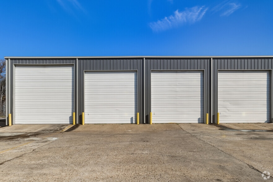 More Photos Of 1222 Frankie St, Houston Warehouse For Sale