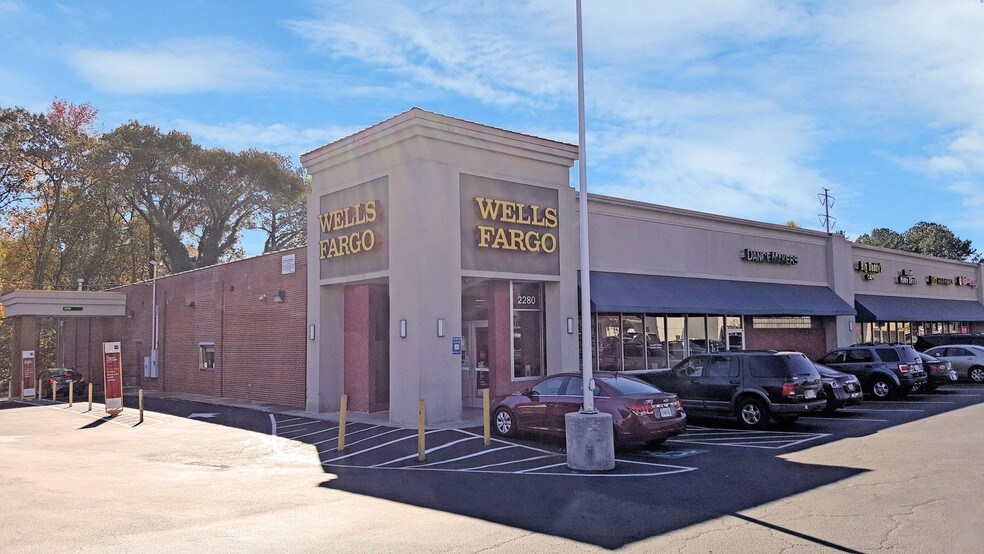 More Photos Of 2290-2310 Cascade Rd SW, Atlanta Unknown For Lease