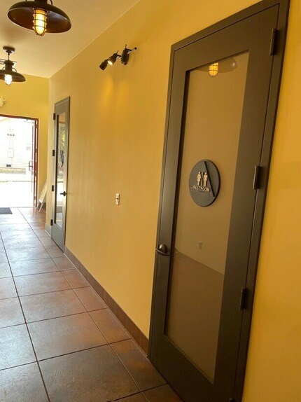 More Photos Of 1080 Fulton Ln, Saint Helena Office For Lease