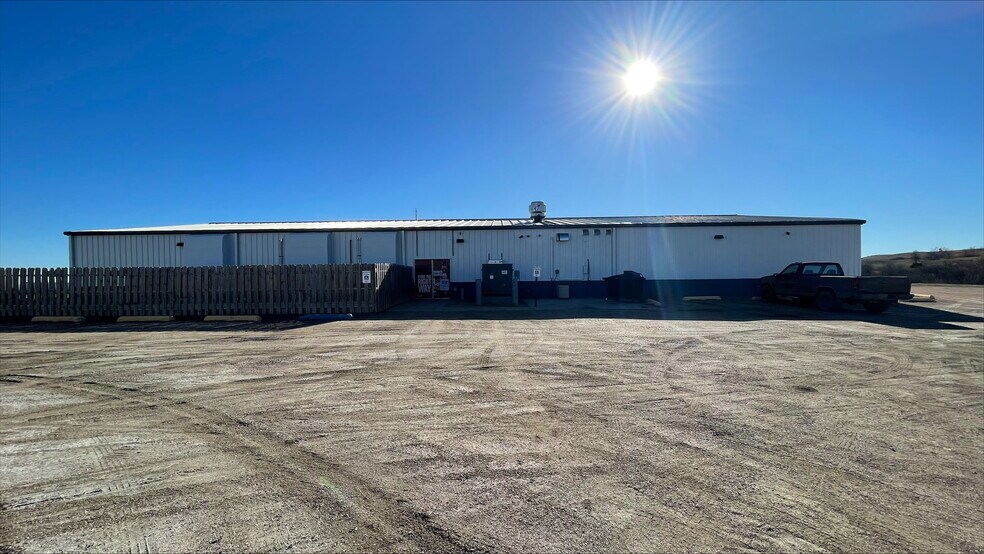 More Photos Of 508 Dakota Ave S, Wessington Springs Flex For Sale