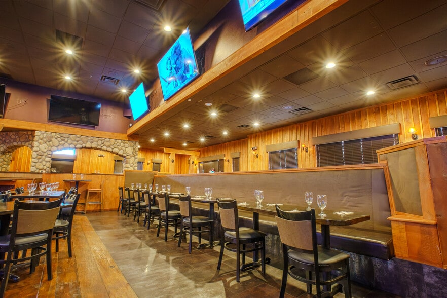 More Photos Of 891 De Marco Dr, Henderson Restaurant For Lease