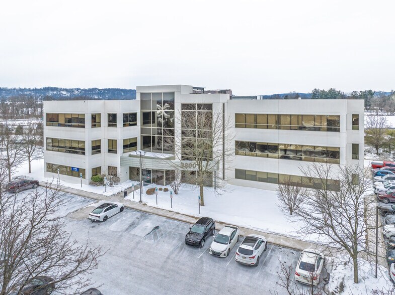 Primary Photo Of 3800 Sierra Cir, Center Valley Office For Lease