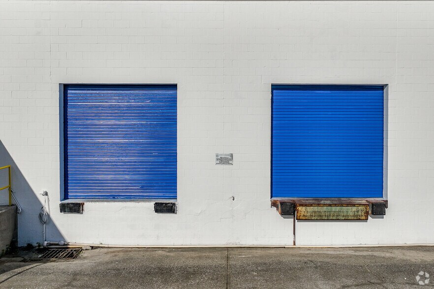 More Photos Of 7201-7243 Bryan Dairy Rd, Largo Unknown For Lease