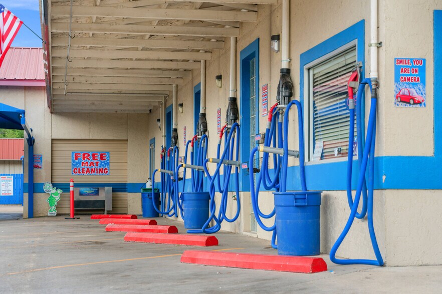 More Photos Of 506 Junction Hwy, Kerrville Carwash For Sale