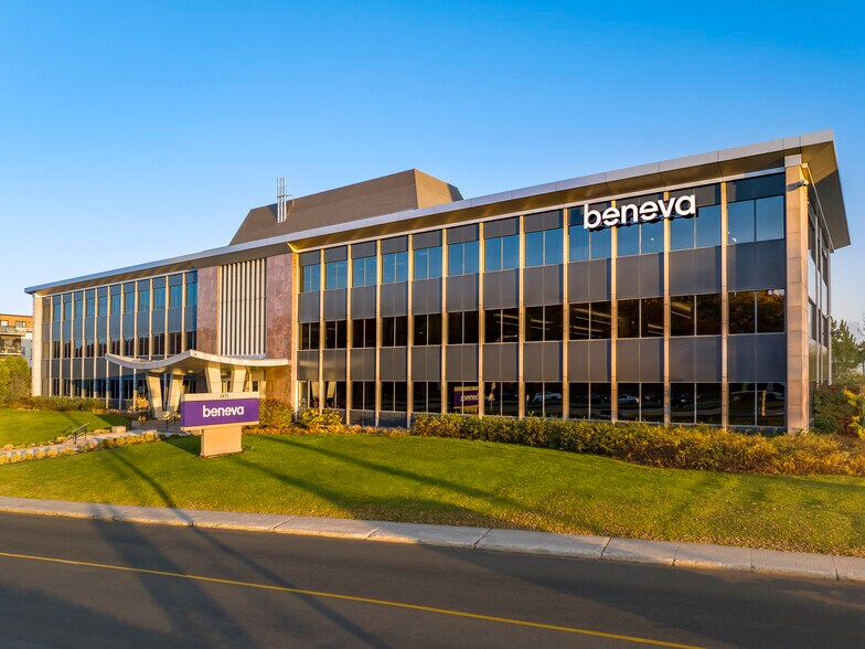 Primary Photo Of 2475 Boul Laurier, Québec Office For Lease