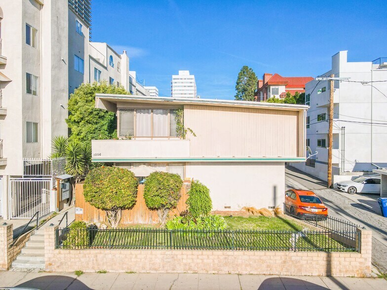 More Photos Of 1256 S Westgate Ave, Los Angeles Apartments For Sale