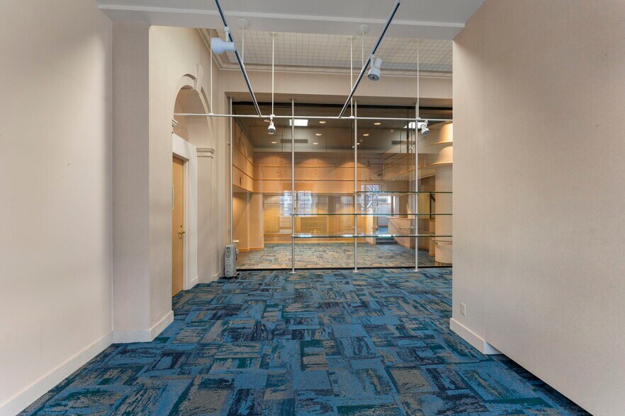 More Photos Of 1 W Market St, Corning Office For Lease