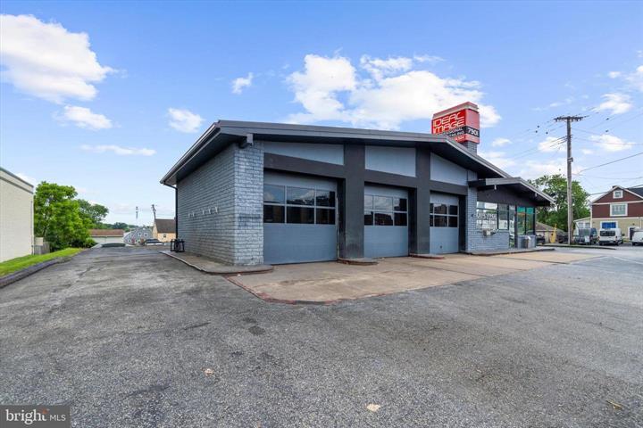 More Photos Of 7901 Belair Rd, Baltimore Auto Repair For Sale
