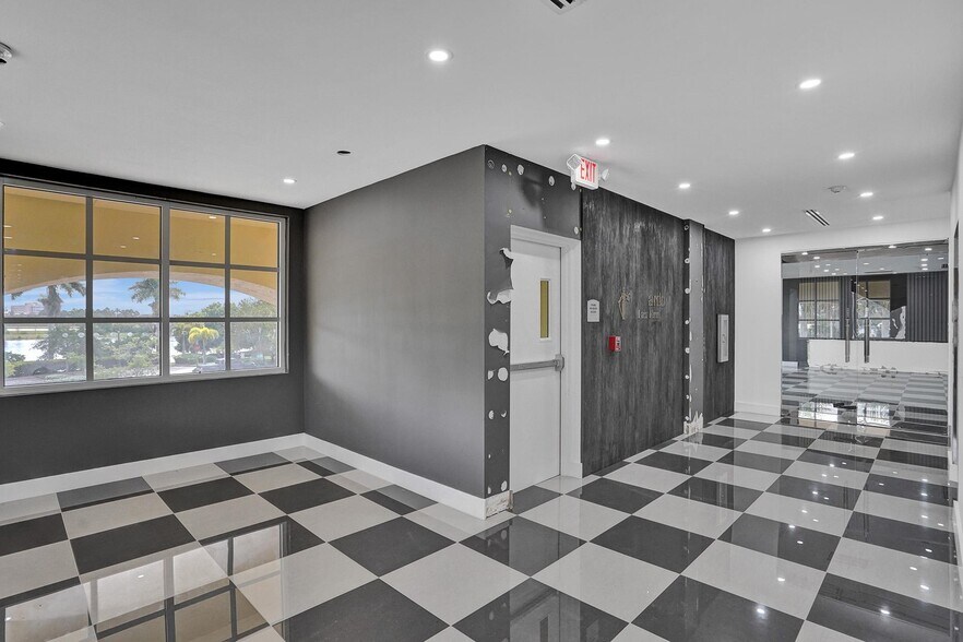 More Photos Of 15620 SW 29th St, Miramar Medical For Sale