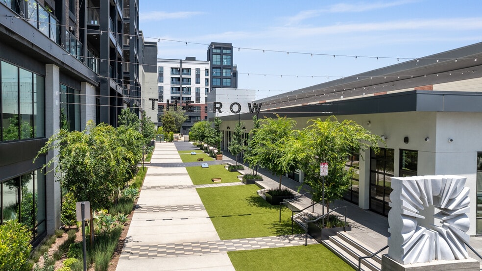 More Photos Of 2010 E Warner Ave, Santa Ana Apartments For Lease