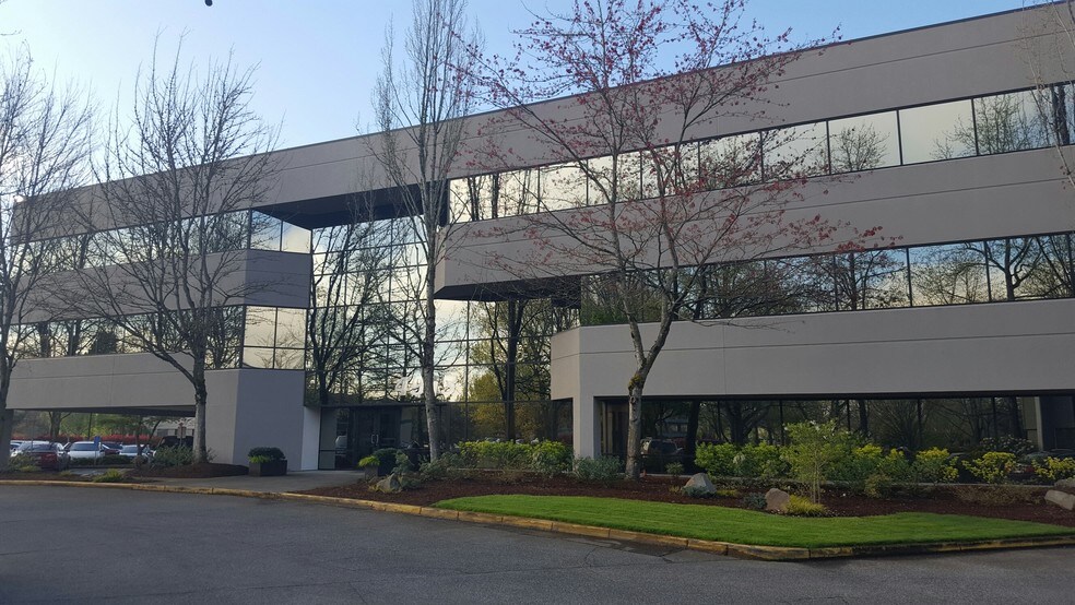More Photos Of 4915 Sw Griffith Dr, Beaverton Office For Lease