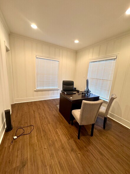 More Photos Of 315 Academy St NE, Gainesville Office For Lease