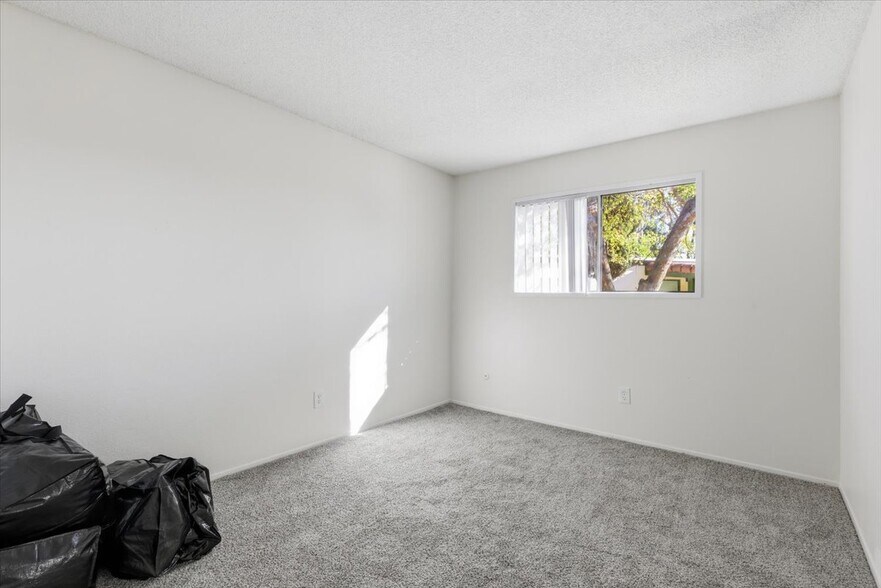 More Photos Of 279 Padua Hills Pl, San Ysidro Apartments For Sale