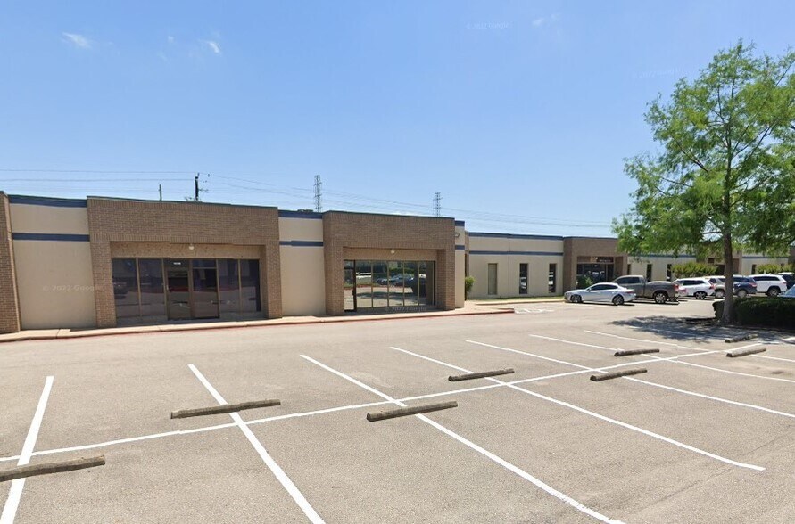 More Photos Of 1010-1020 Hercules Ave, Houston Unknown For Lease