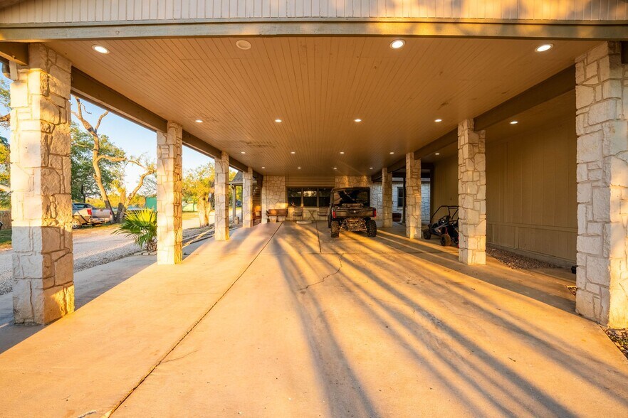 More Photos Of 4514 Billy Sames, Adkins Land For Sale