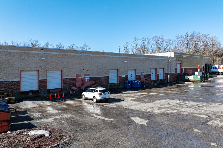 More Photos Of 1120 Stevenson Mill Rd, Coraopolis Flex For Sale