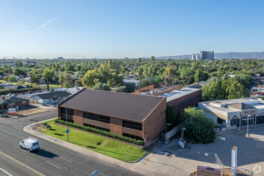 More Photos Of 777 E Thomas Rd, Phoenix Office For Lease
